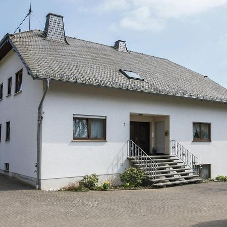 Sun Kissed Apartment In Lirstal With Garden Extérieur photo