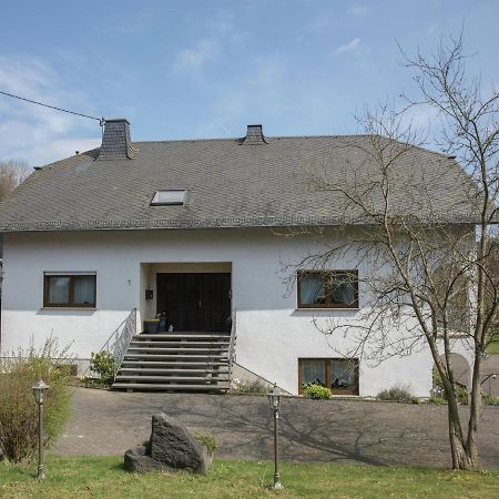 Sun Kissed Apartment In Lirstal With Garden Extérieur photo